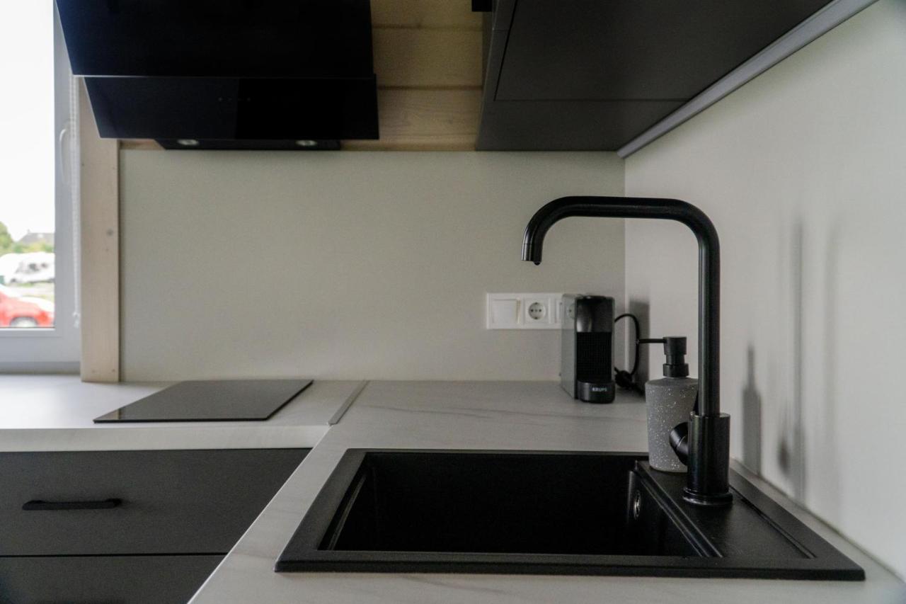 Tiny House Aan Het Water Op De Appelhof Villa Wommels Exterior photo